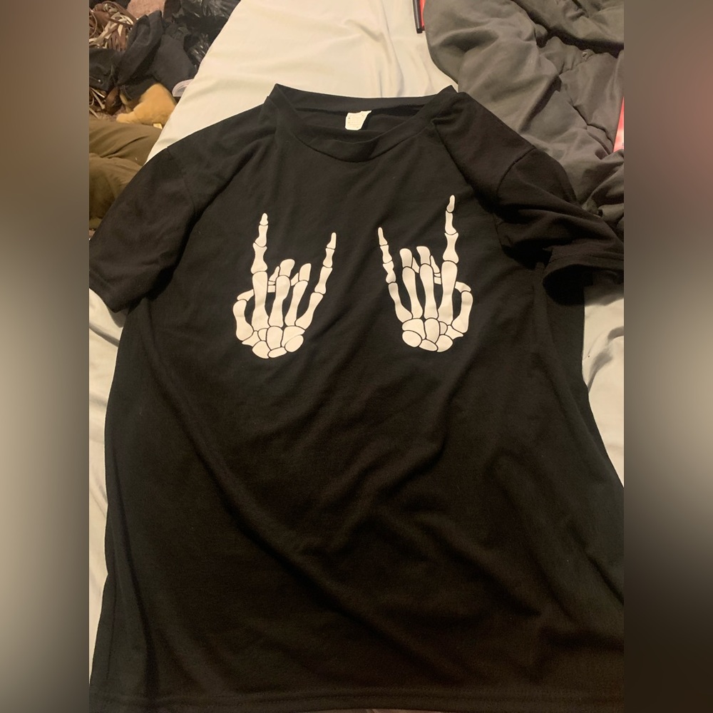 Women’s shirt